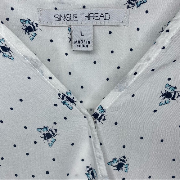 Single Thread Bee Print Faux Wrap Top - Picture 5 of 8